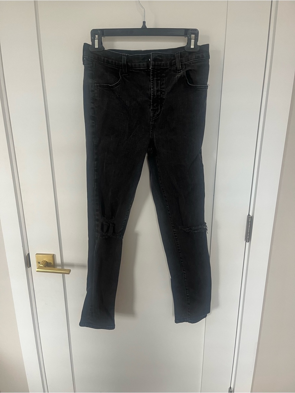 J Brand Black Skinny Jeans with Subtle Knee Distress